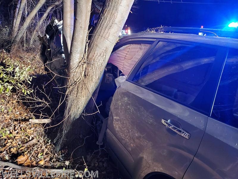 2019-11-22 - Single MVA on Old York Rd. Photo By N. Fair